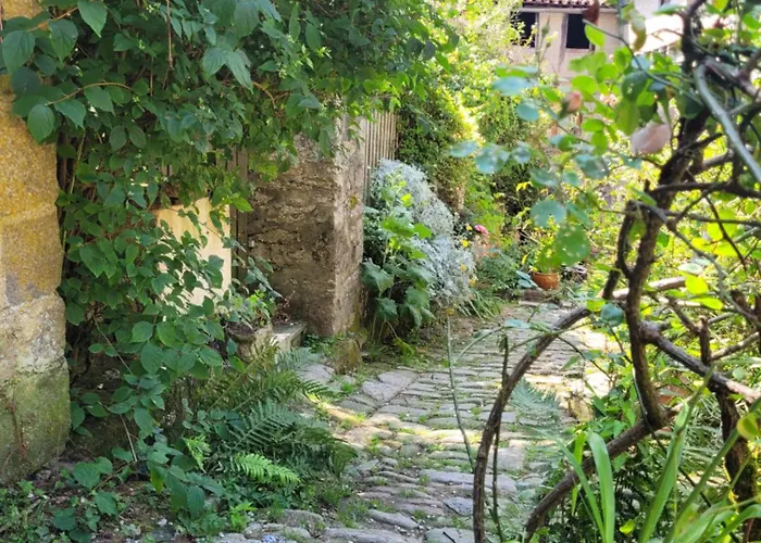 Lekker Slaap بيت ضيافة 3*